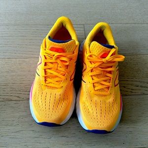 New Balance running sneakers size 8